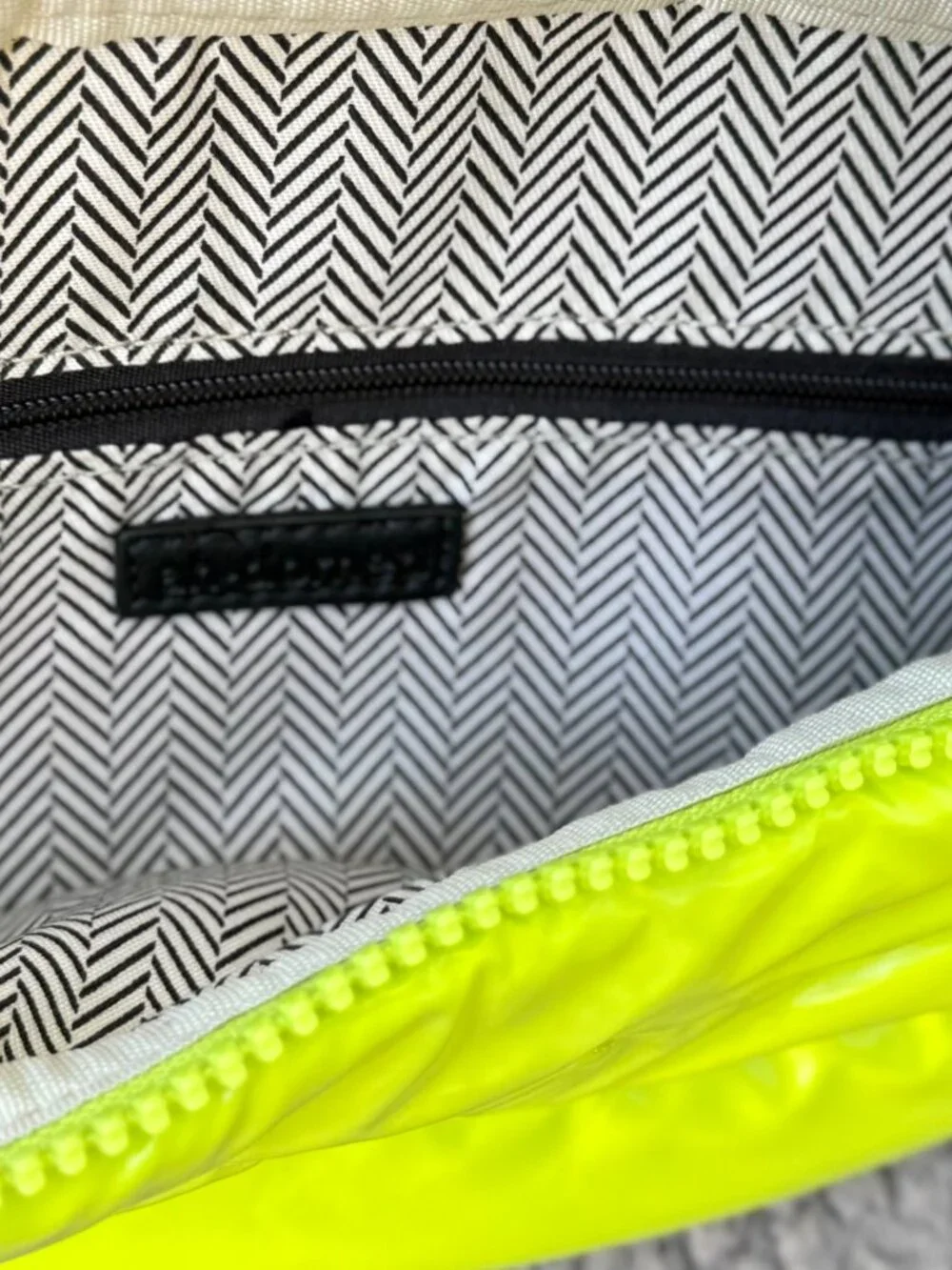 Ah Dorned Neon Lime Puffer Crossbody Bum Belt Purse Fanny Bag nwt Rt LP